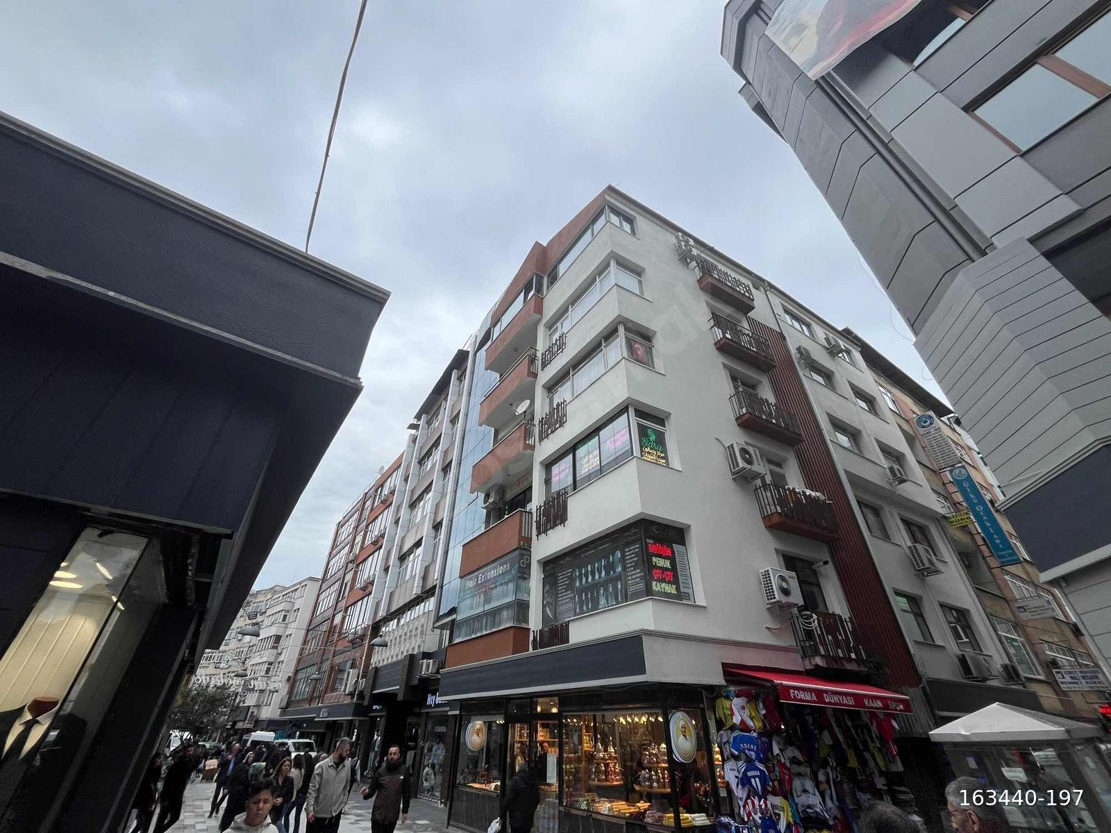 VİP GAYRİMENKUL'DEN MEYDANDA YATIRIMLIK FIRSAT DAİRE