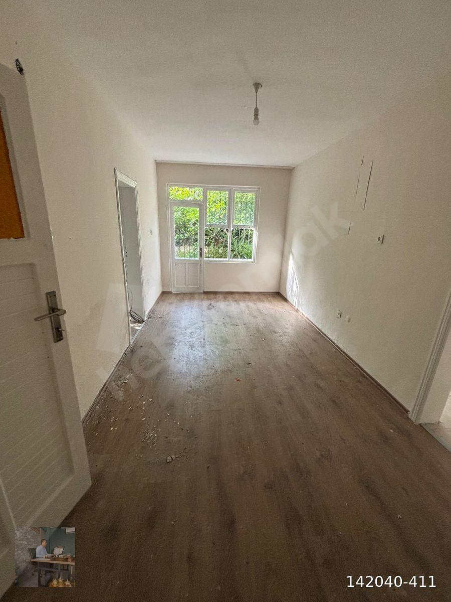 Mahmutlar Mahallesi Şimşek Apartmanı’nda Uzun Dönem Kiralık 1+1 Ayrı Mutfak Daire ALANYA ANTALYA