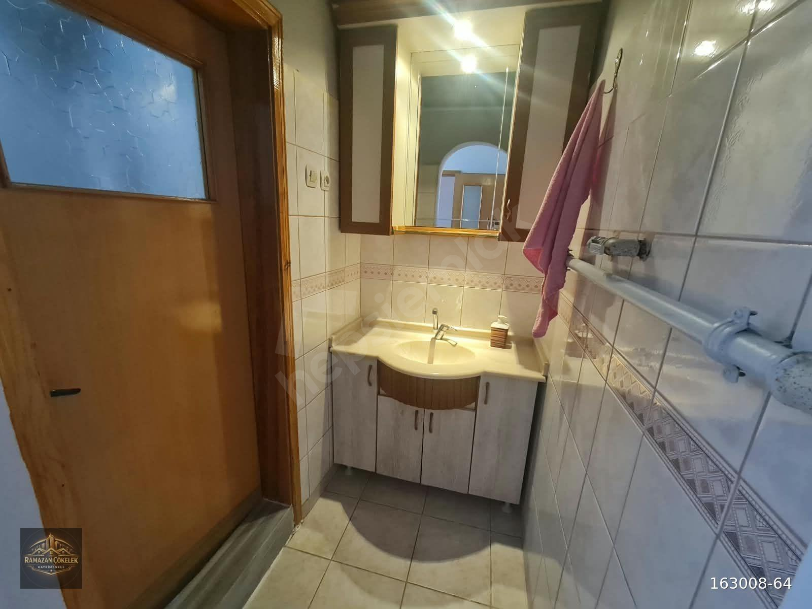 NAKİPOĞLUNDA MERKEZİN KALBİNDE, 145 M² BAKIMLI DAİRE