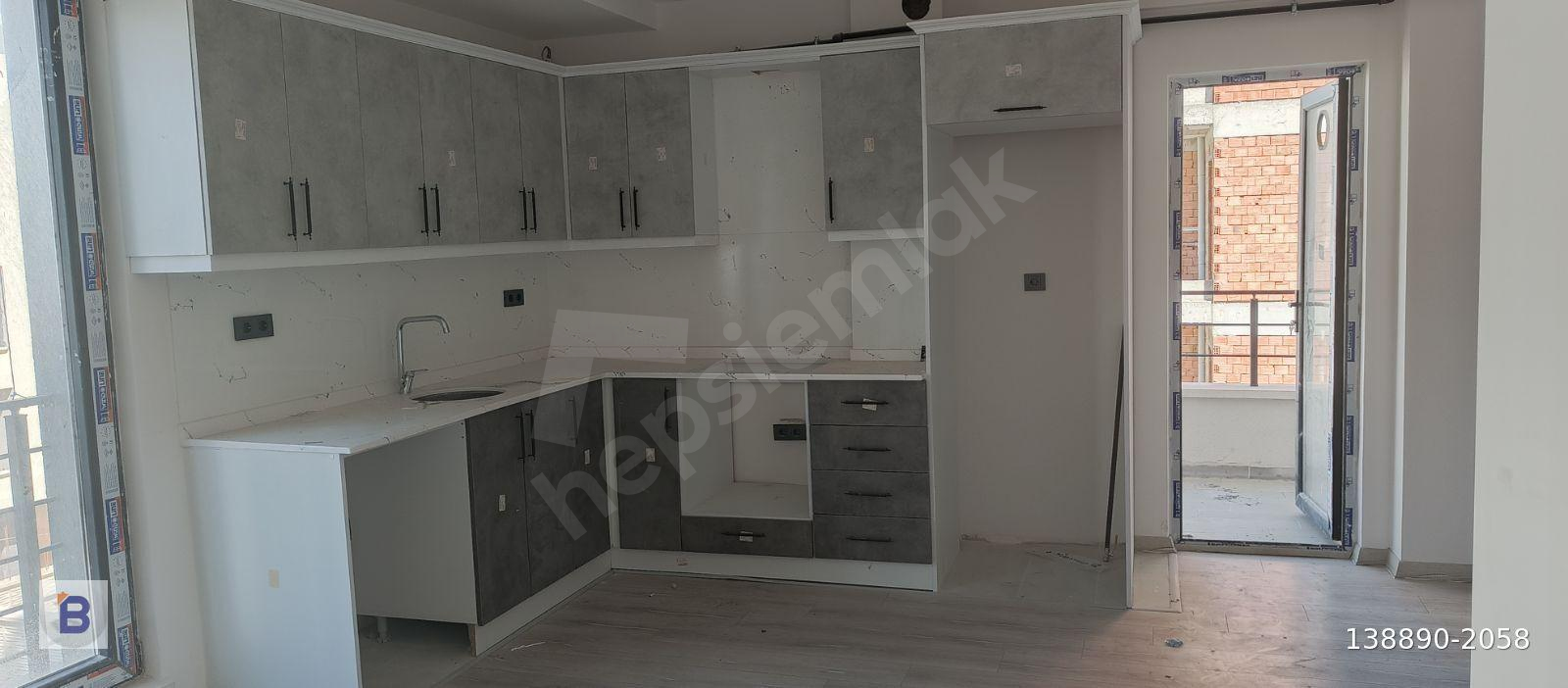 BULUT EMLAK TAN PAMUKLU BULVARI 2. BİNA SATILIK 1+1 DAİRE