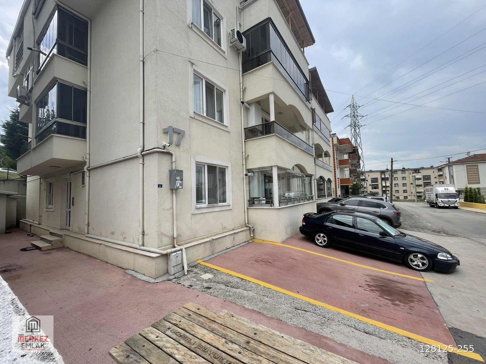 BAŞİSKELE YUNUS EMRE CADDESİNDE KİRALIK 3+1 ARA KAT DAİRE