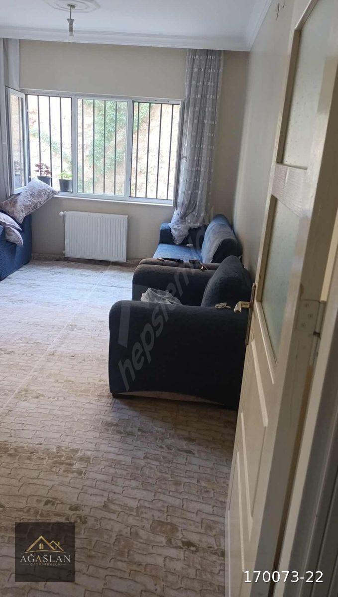 ŞAHİN AĞASLAN,DAN UYGUN DAİRE