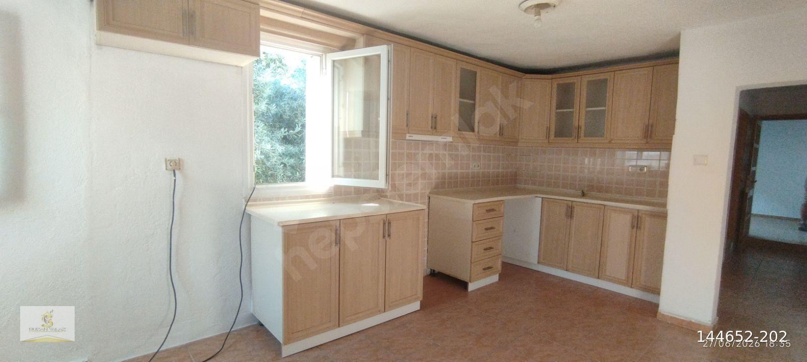 BODRUM KONACIK.DENİZ MANZARALI 2+1 ÜST KAT DAİRE