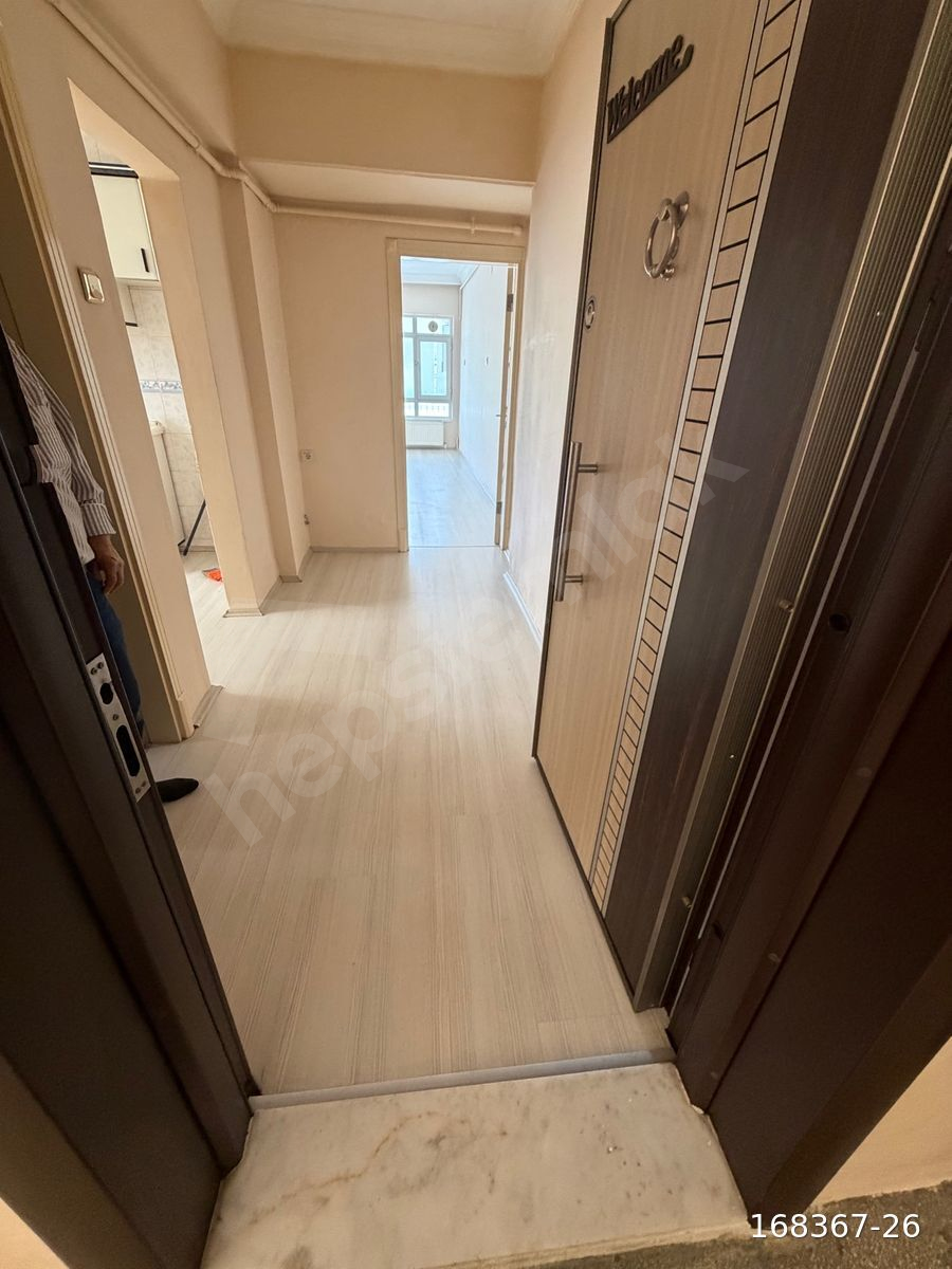 BUCA SOKAT 2+1 YAPILI ÖN CEPHE DAİRE