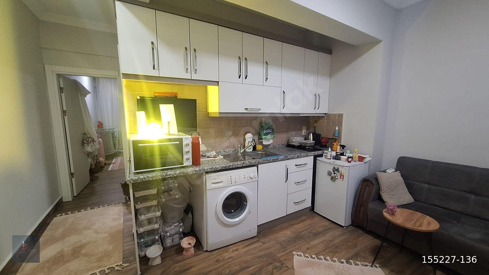 ŞEHİTLER MAHALLESİNDE SATILIK 1+1 DAİRE !!