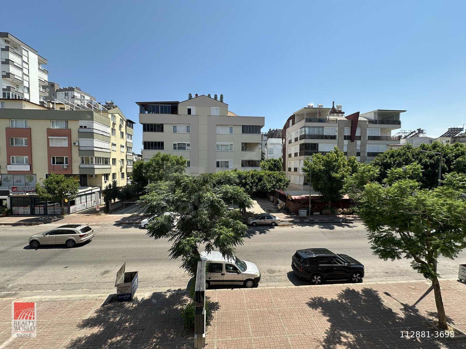 KONYAALTI ÖĞRETMENEVLERİ MAH.de MÜTHİŞ KONUMDA 3+1 DAİRE