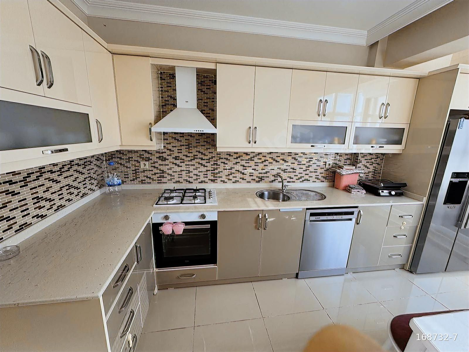 KAVAKLI MAH 4+1 DUBLEKS DAİRE