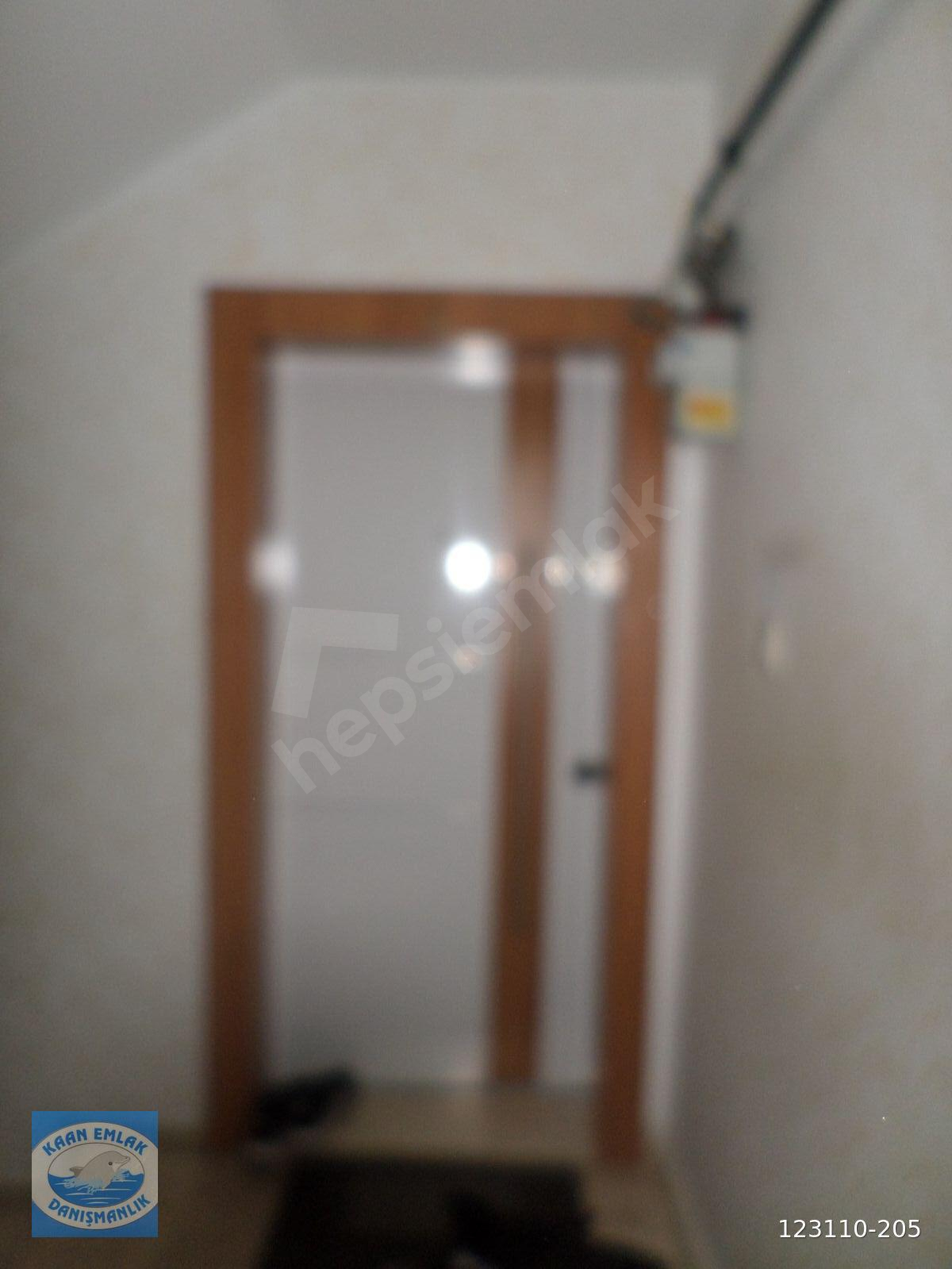 KAAN EMLAKTAN 3+1 212 M2 BAĞIMSIZ EBEVY BANYOLU ASANSÖRLÜ FULL YAPILI CADDE ÜZERİNDE ŞEHİR MANZARALI