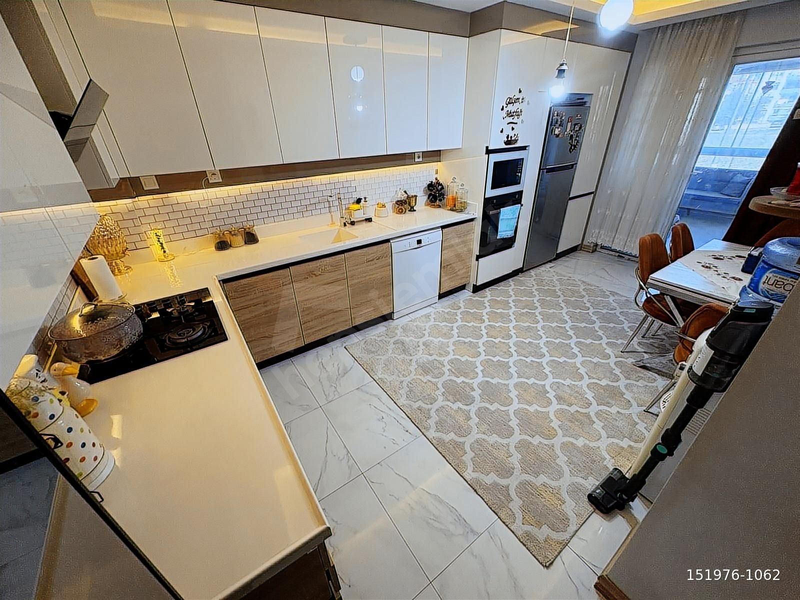 ELVAN'DA 3+1 G.ODALI ASANSÖRLÜ KİLERLİ ARA KATTA FULL YAPI DAİRE