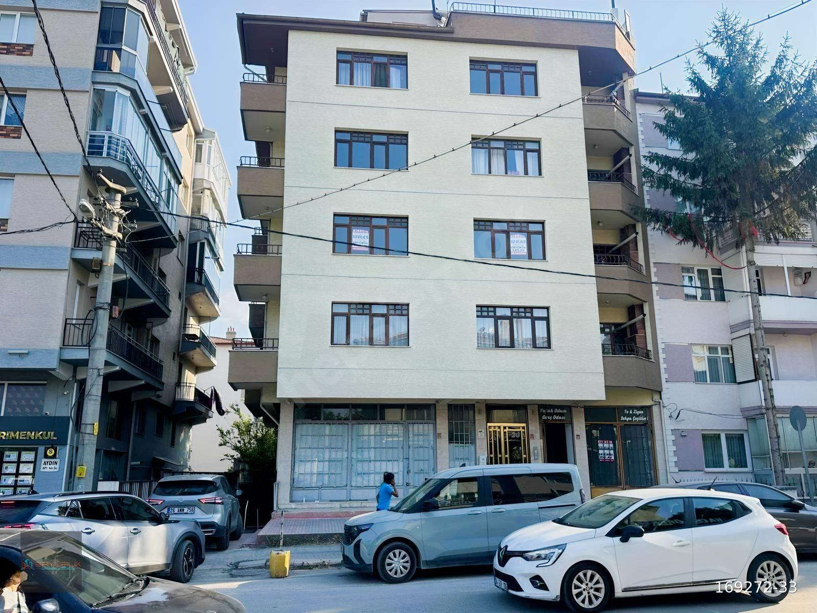 ERYÜRÜK EMLAK'DAN KİRALIK 3+1 GENİŞ FERAH ASANSÖRLÜ DAİRE