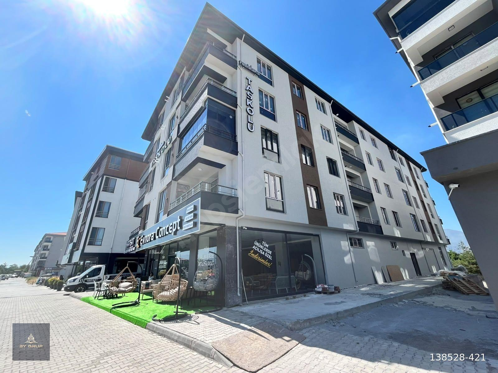 MABEL'DEN ANACADDE ÜZERİ 2+1 LÜKS DAİRE
