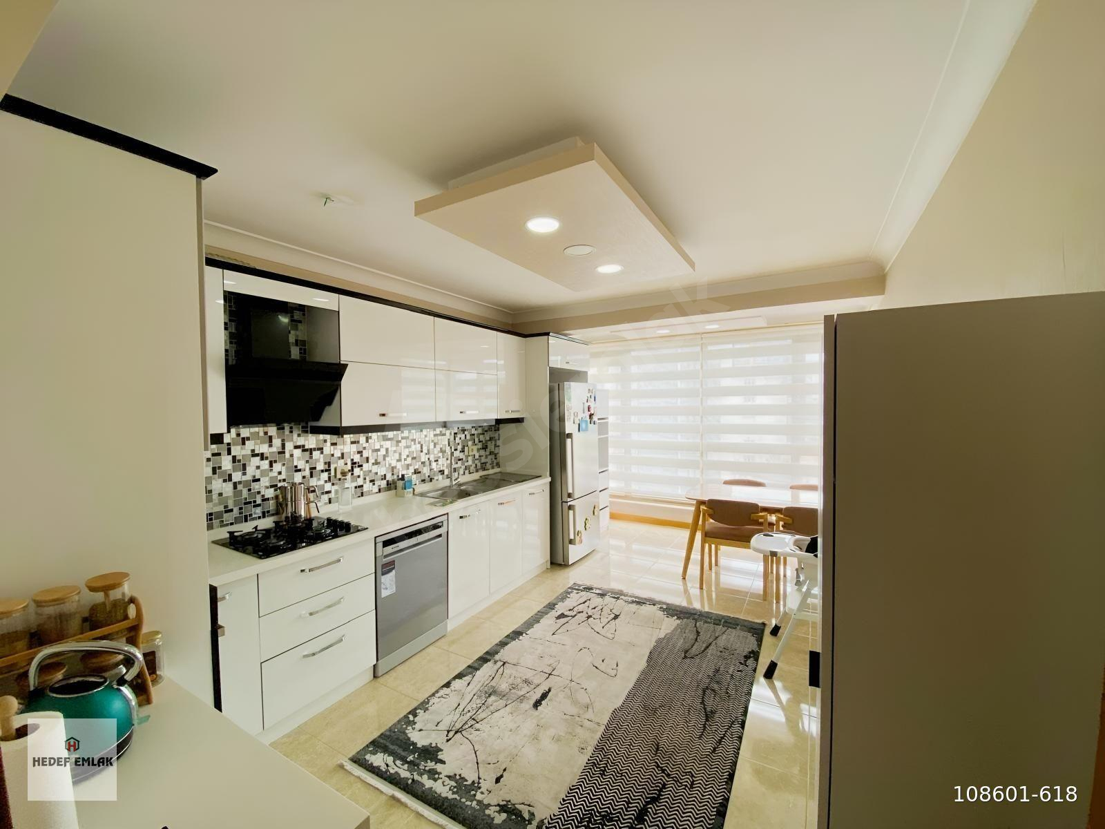 HEDEF EMLAK`TAN 5+1 FULL + FULL YAPILI M2 GENİŞ 6.KAT SİTE İÇİ!.