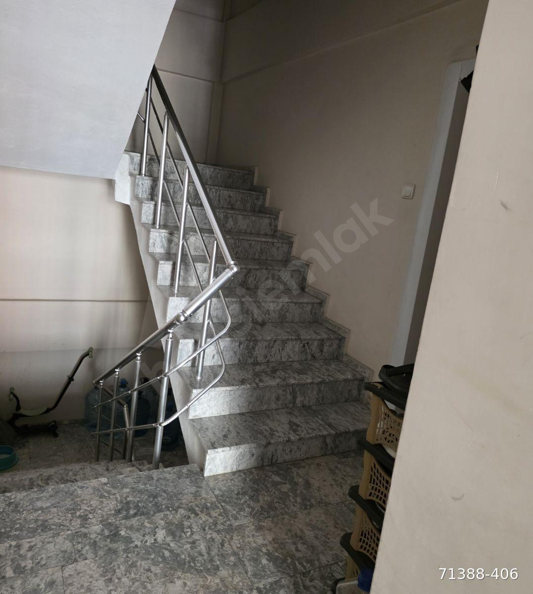 BAHÇELİEVLER MAHALLESİ MUHTEŞEM KONUMDA 3+1 GENİŞ ARA KAT