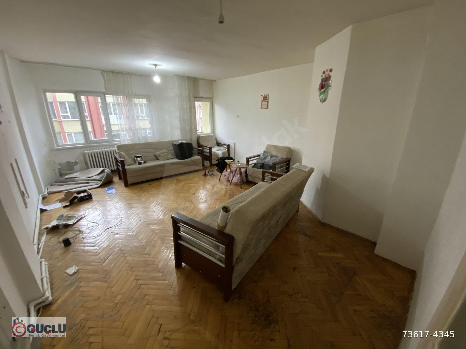 YUNUSEMRE CAD.7/6 KAT 110 M2.ASANSÖRLÜ 2+1 ÇARŞI İÇİ DAİRE BOŞ D