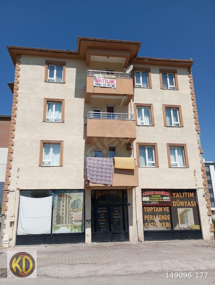 YUNUS EMRE MAH KOMBİLİ SATLIK 1 KAT DAİRE