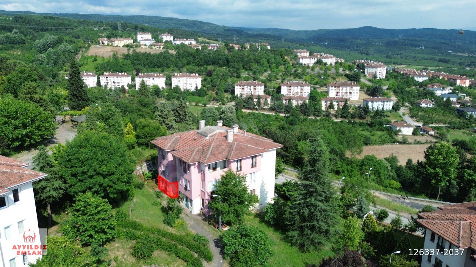 DÜZCE MERKEZ ESENTEPE MH.'DE SATILIK BAHÇE KATI 3+1 DAİRE