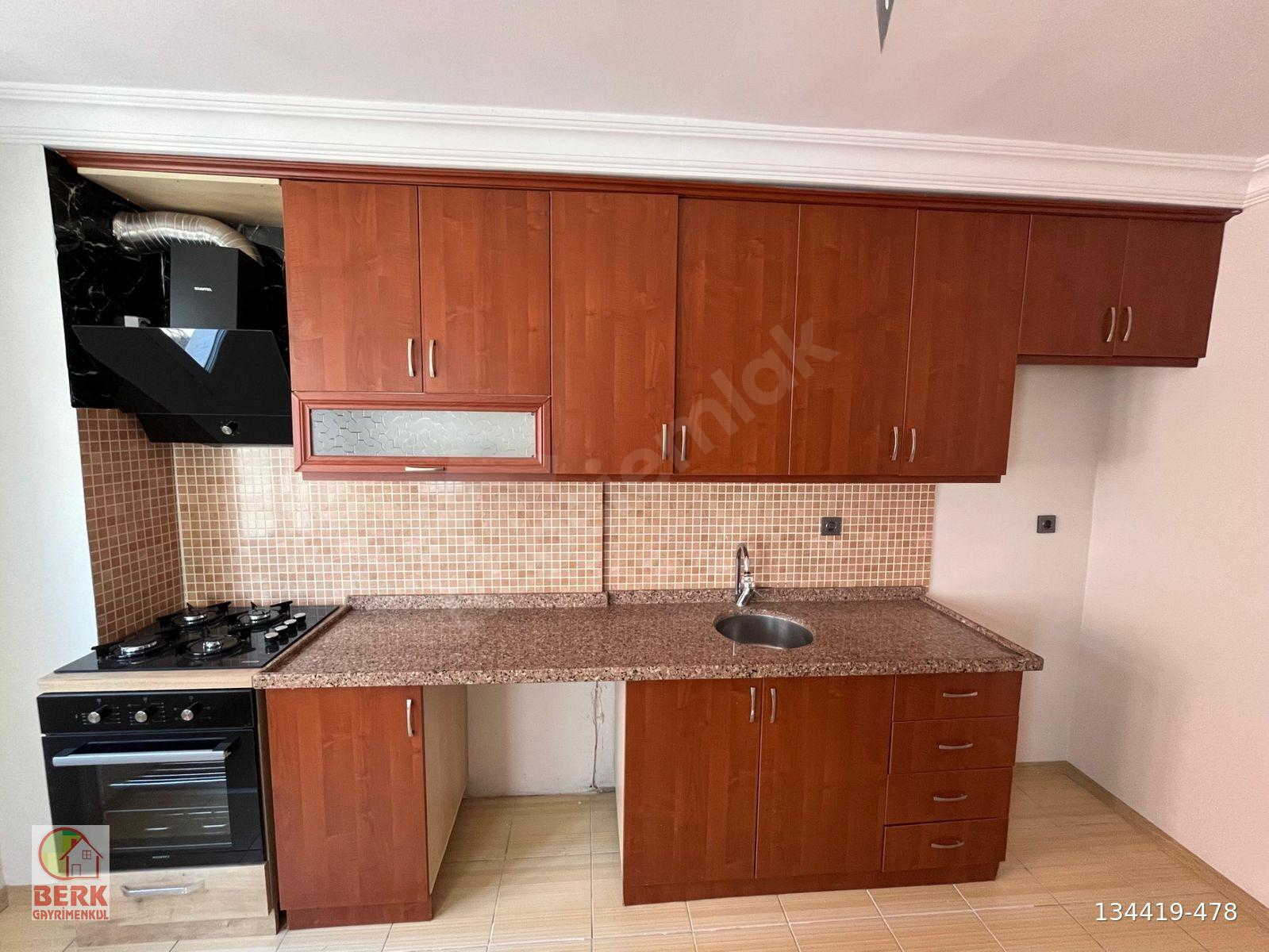 BERK ’TEN YEŞİLYURT MAHALLESİNDE MASRAFSIZ 2+1 SATILIK DAİRE
