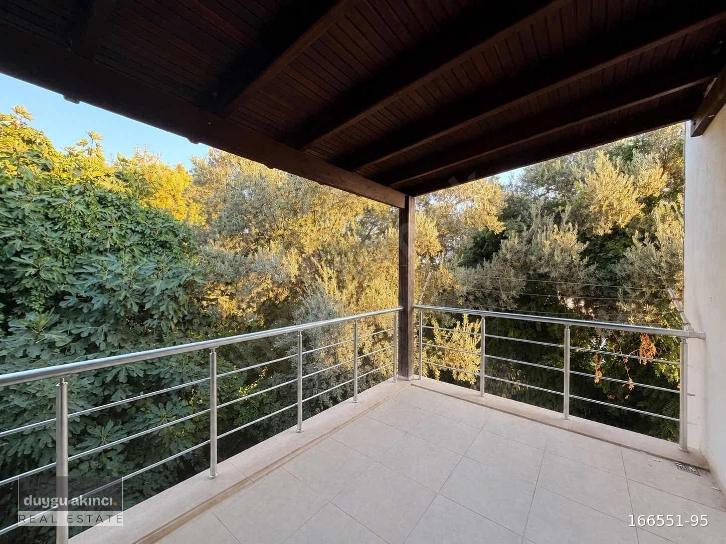 Bodrum Alt Konacık 2+1 Site İçi Üst Kat Daire