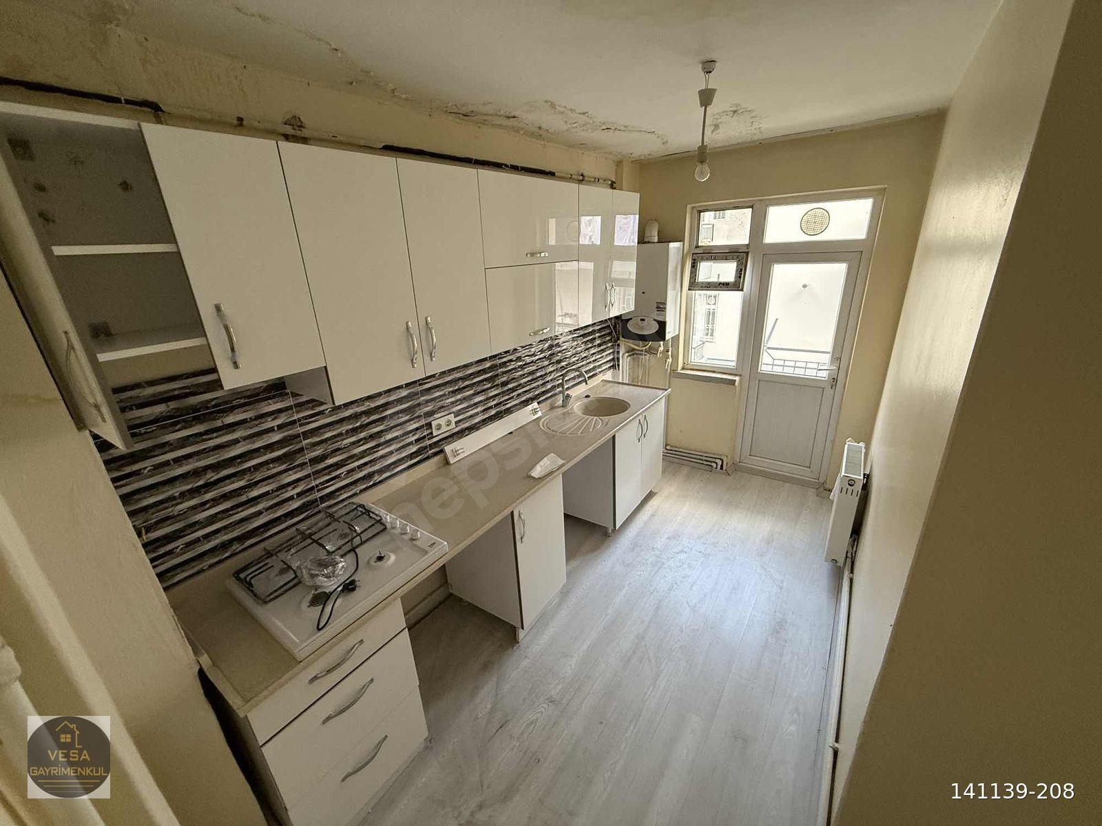 Ara Kat 3+1 Yapılı Etlik Şehir Hastanesi Yakını
