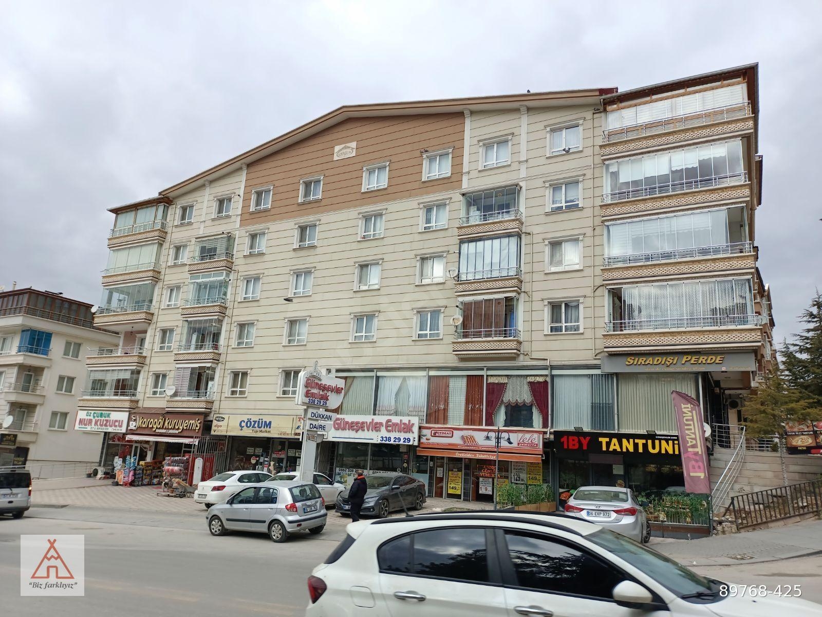 UZMAN EMLAK'TAN 2+1 KAPALITERASLI ŞAHANE MANZARALI KEYİFLİ DAİRE