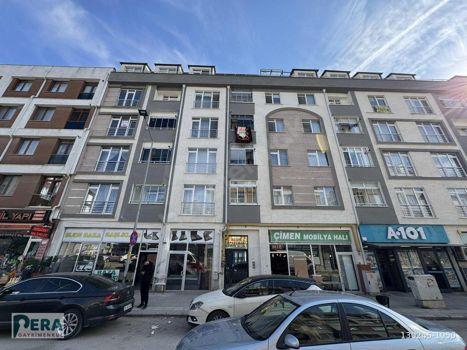 PERA'DAN ÇAMLICA MAH BİRLİK CAD. ÜZERİ KİRALIK ARA KAT 3+1 DAİRE