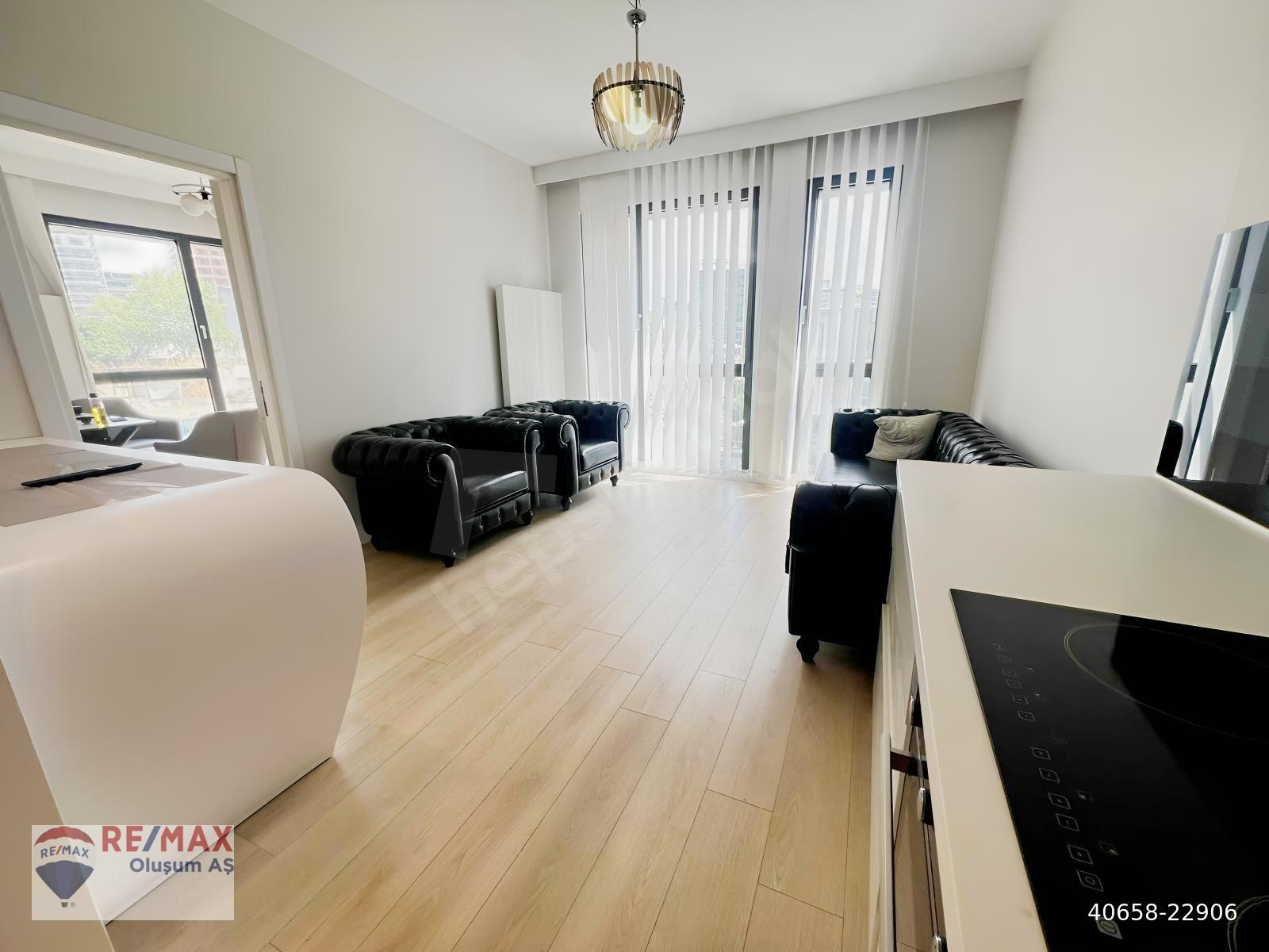 GÜNEŞLİ G PLUSTA YENİ TATİLATLI SATILIK 1+1 BÜYÜK TİP KÖŞE DAİRE