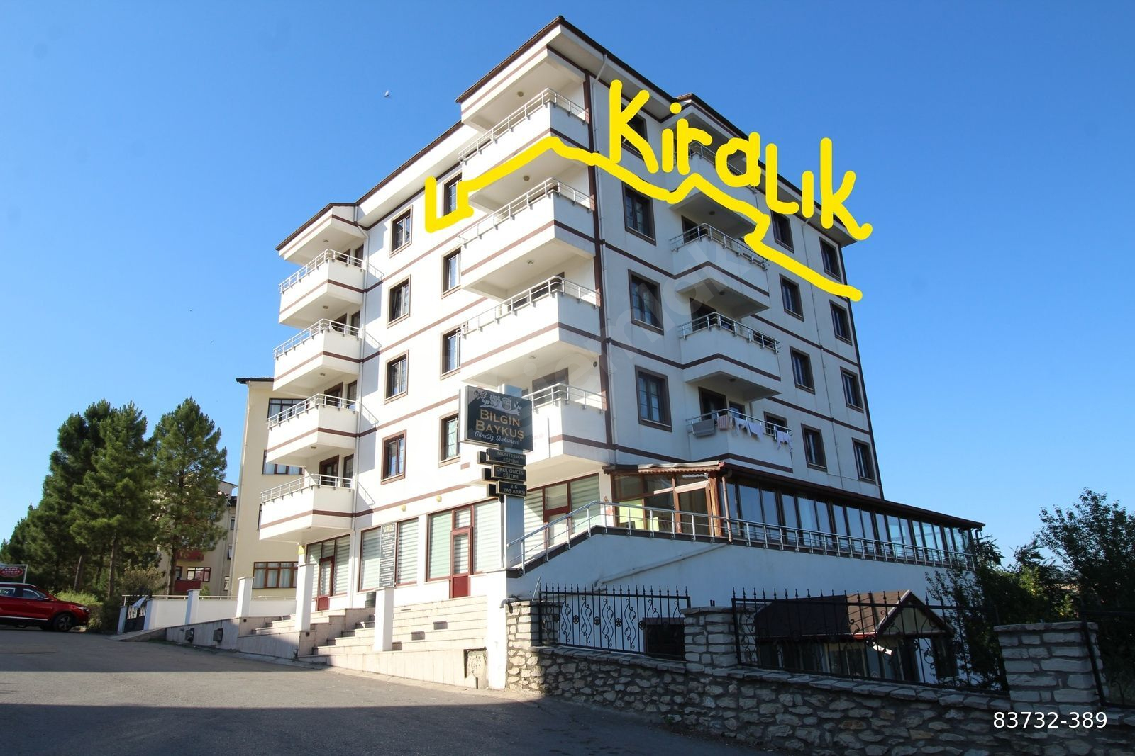 SAFRANBOLU DEVLET HASTANESİ KARŞISINDA KİRALIK 4+1 ASANSÖRLÜ DAİ