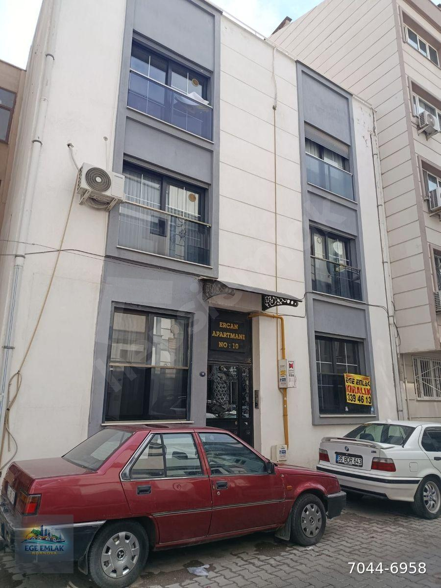 EGE EMLAK'TAN ATA DURAĞI ZIRAT BANKASI SOKAĞINDA 1+YÜKSEK GİRİŞ DAİRE