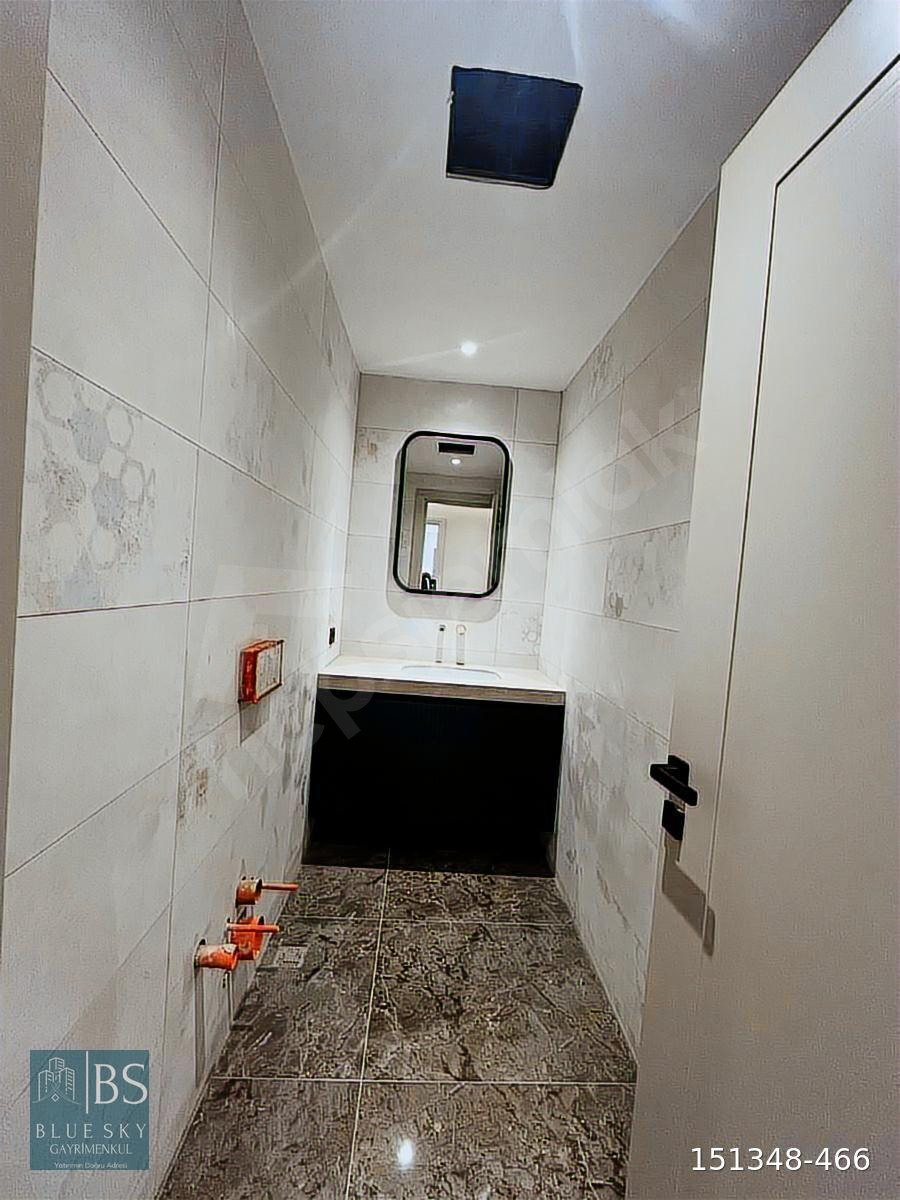 GÖVEÇLİK'TE 3+1 HAVUZLU SİTE İÇERİSİNDE SATILIK DAİRE