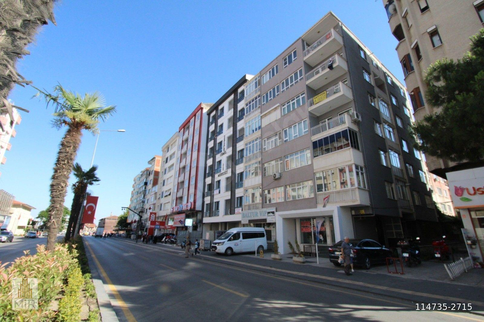 MİR'den Balıkesir Gazi Bulvarı Üzeri Satılık 2+1 Daire 110m²