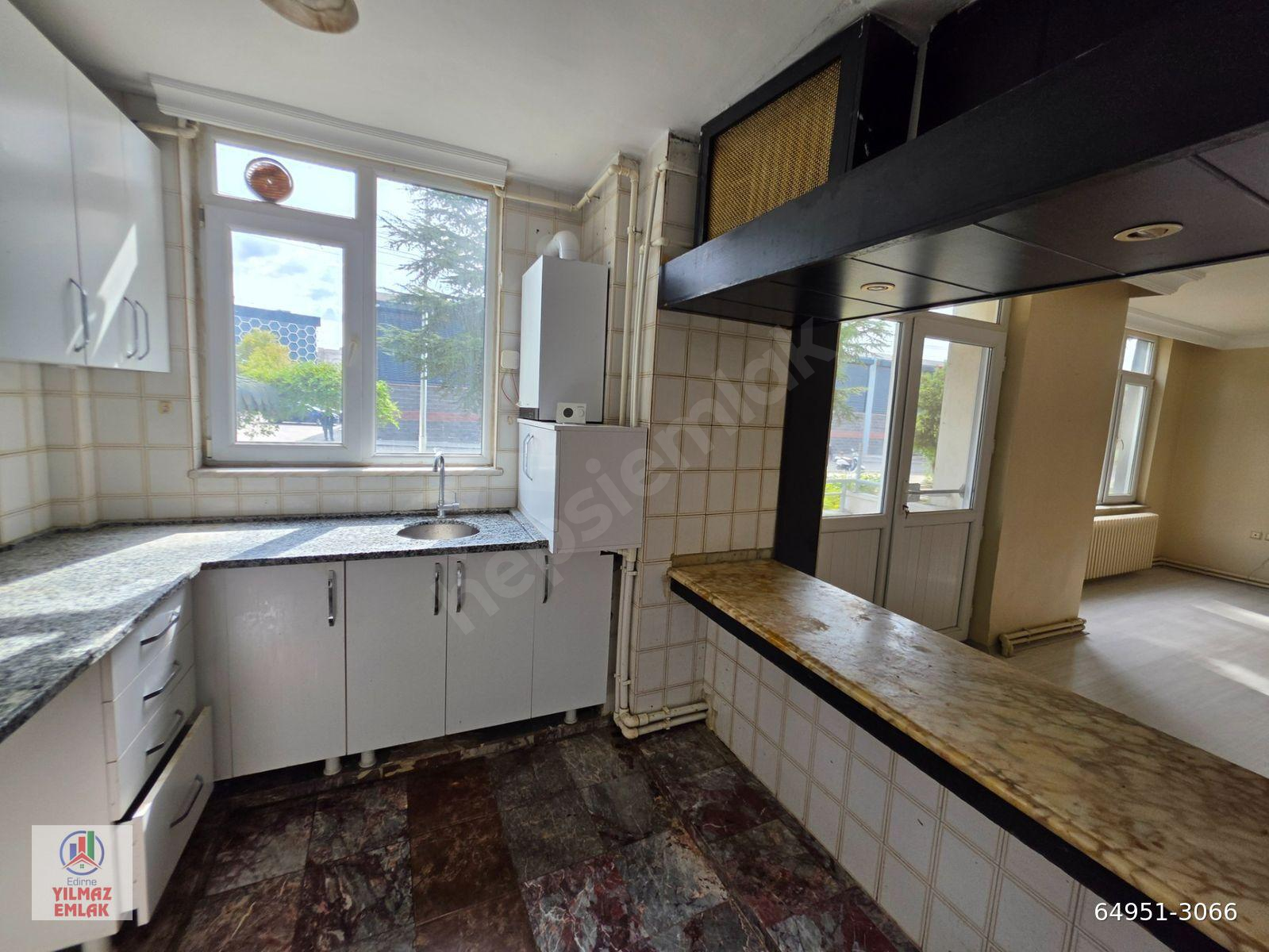 🏡 CUMARTESİ PAZARI YANINDA GENİŞ 3+1 KİRALIK DAİRE