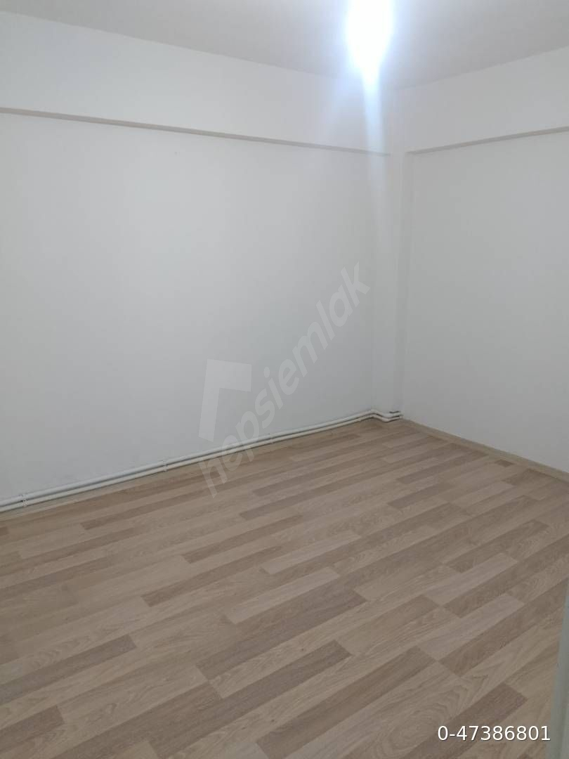 Bornova merkezde yeni tadilatli kiralık 2+1 DAİRE