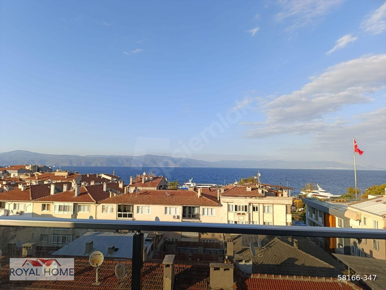 BUDO İSKELESİNE 200 METRE MESAFEDE DENİZ MANZARALI DUBLEKS DAİRE