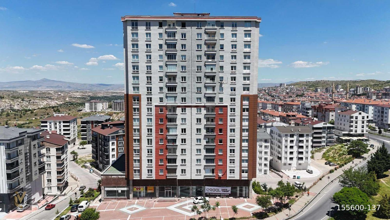 VERA'dan GENİŞ 200M2 SATILIK ŞEHİR MANZARASINA HAKİM 4+1 DAİRE