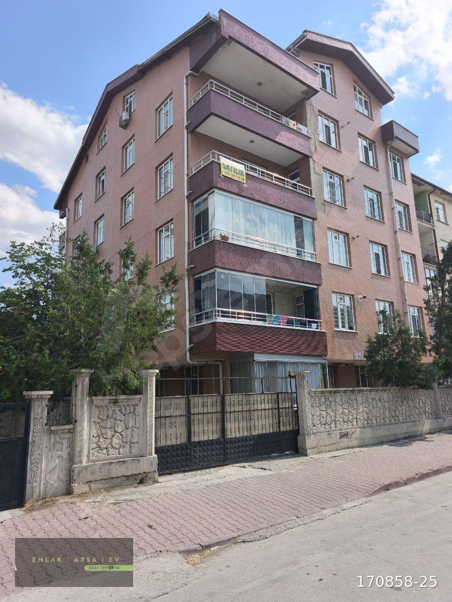 KEÇECİLER MAHALLESİNDE ARAKAT 3+1 DAİRE