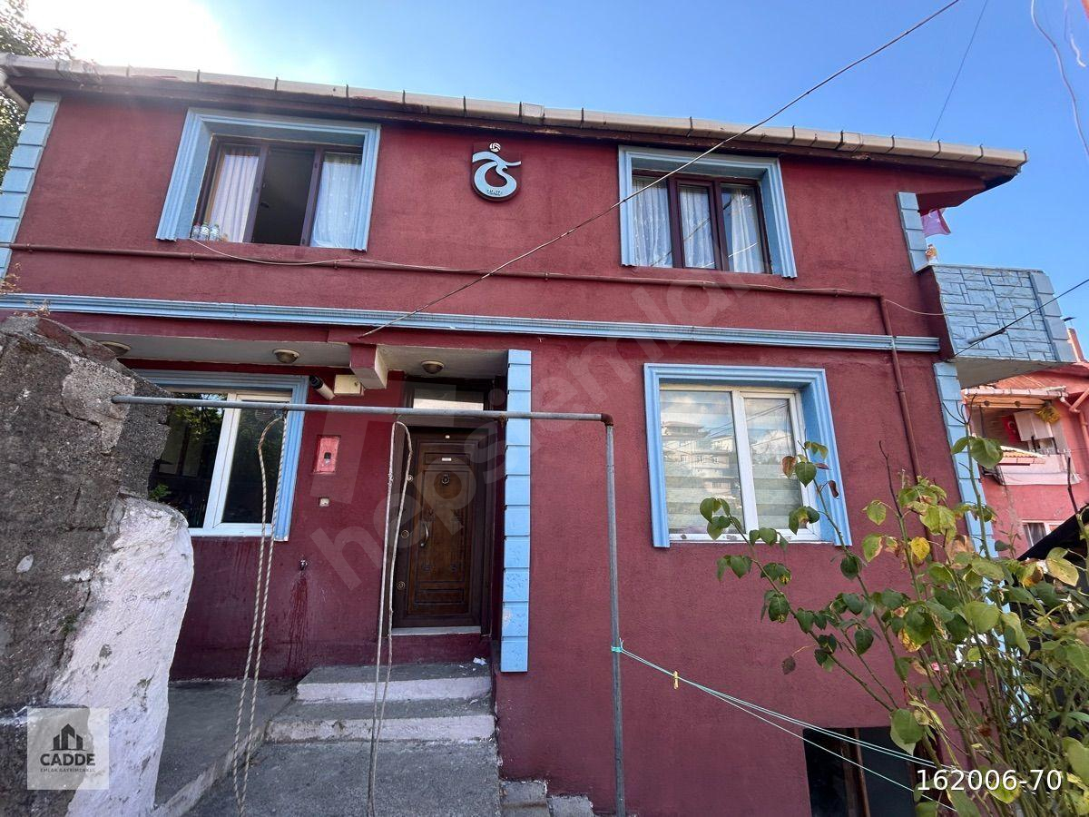CADDE EMLAK GAYRİMENKUL'DEN SATILIK MÜSTAKİL EV