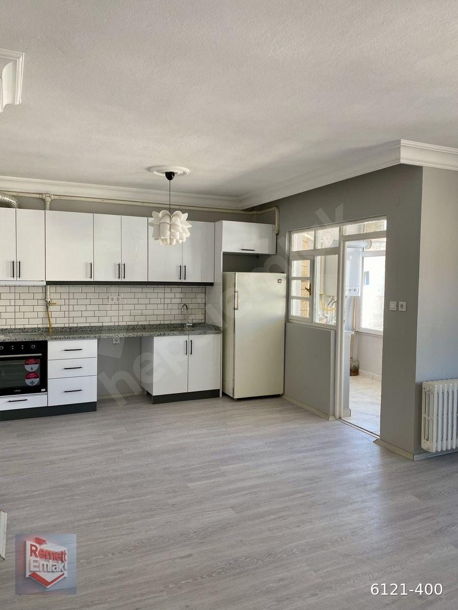 Uzunköprü Çarşı Merkezinde Çift Banyolu & Teraslı Satılık 3+1 Dubleks Daire!