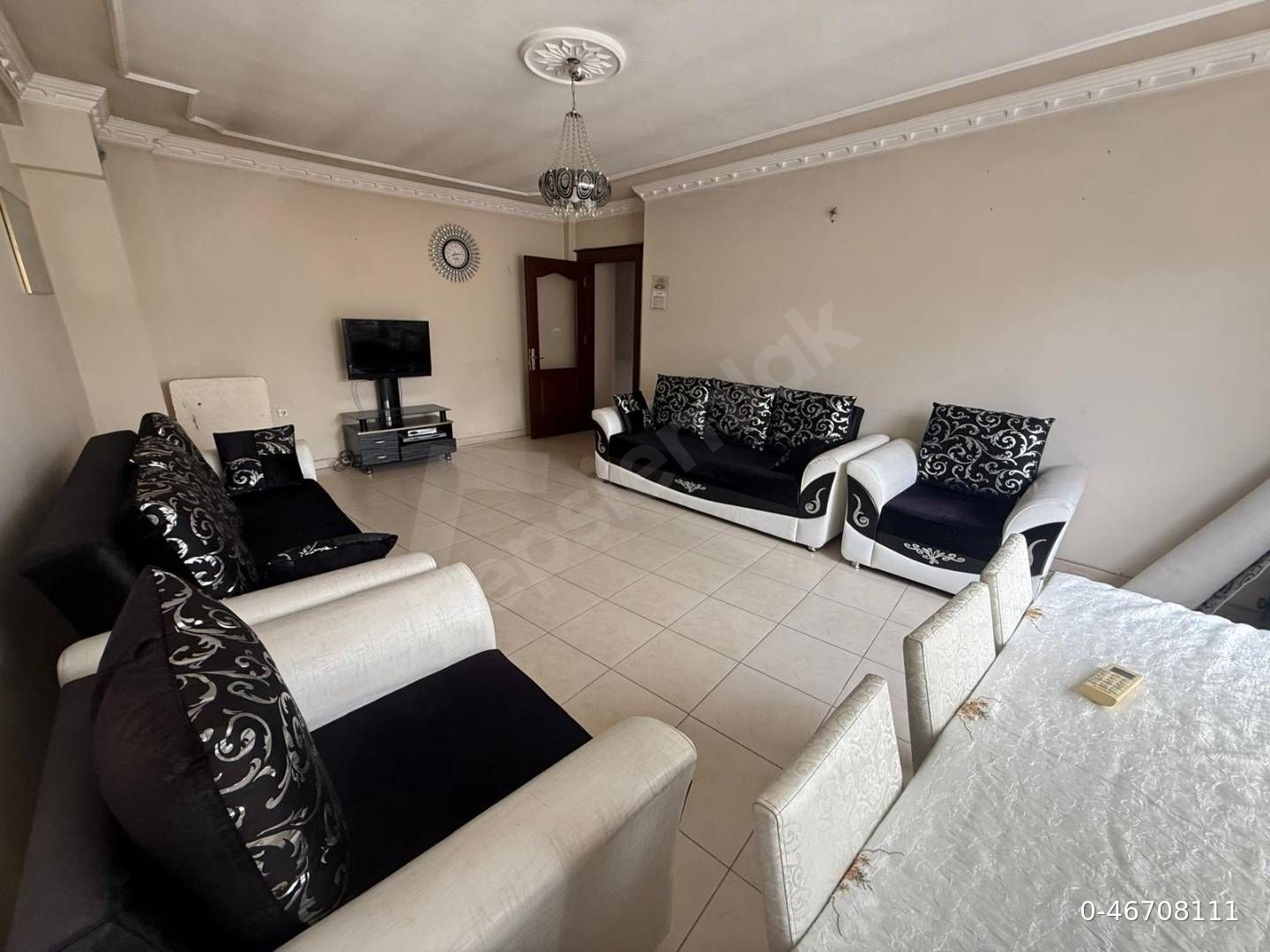 3+1 EŞYALI BALKONLU KİRALIK DAİRE