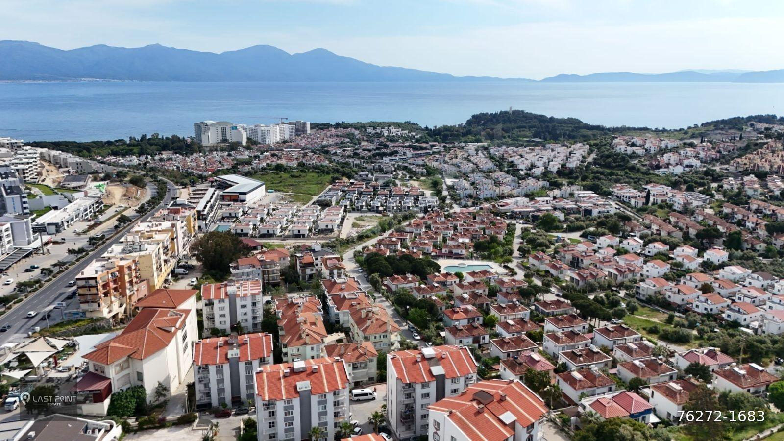 DENİZ MANZARALI ,HAVUZLU,3+1 DAİRE.
