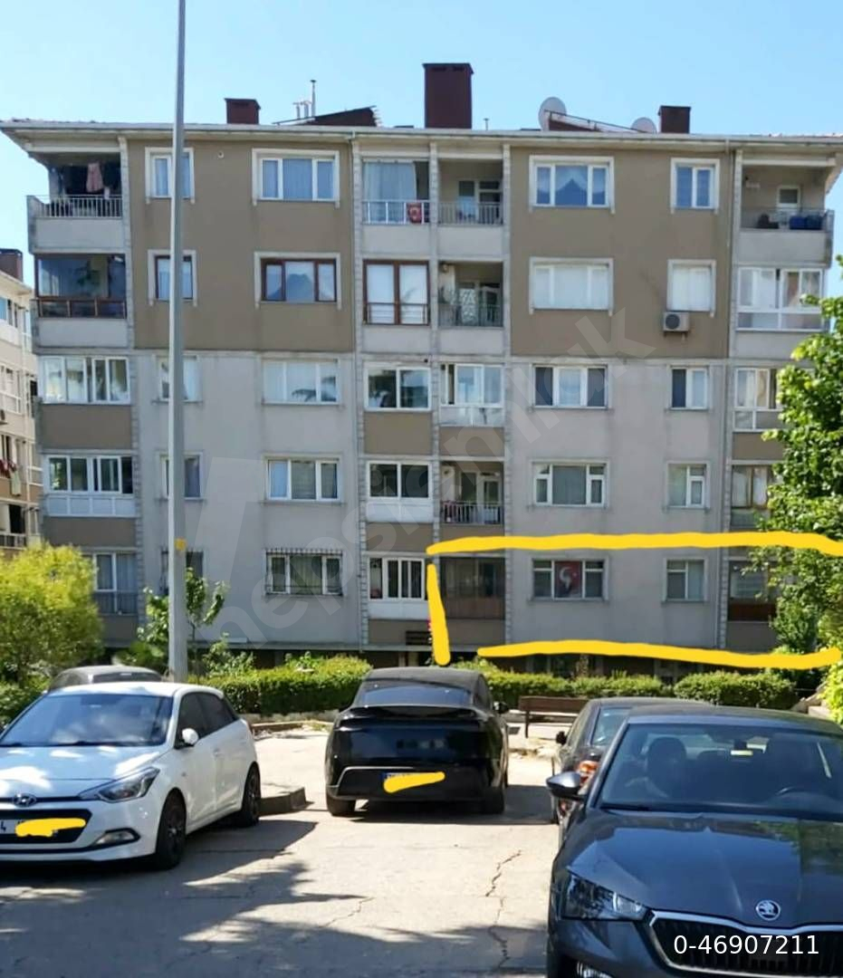 Geniş ferah daire önü kapanmaz