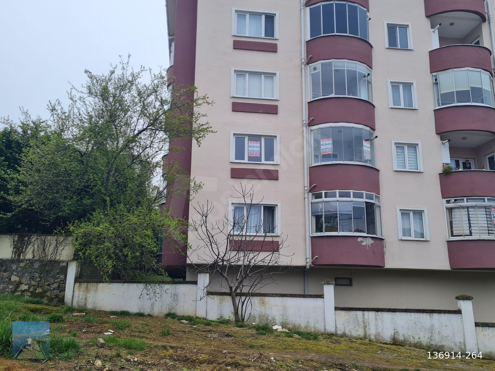 AKÇAKOCA EL,İT'den MERKEZDE KİRALIK DAİRE
