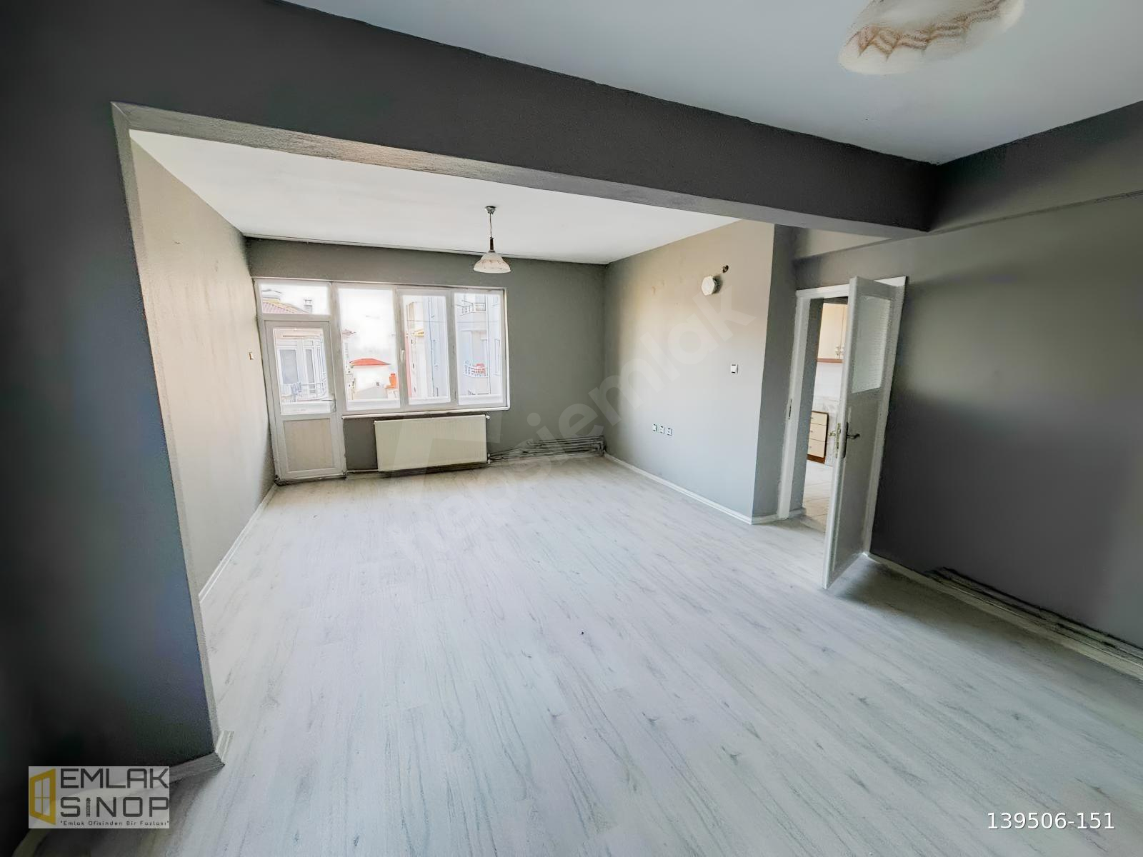 Zeytinlik Mahallesinde 2+1 125m2 Daire