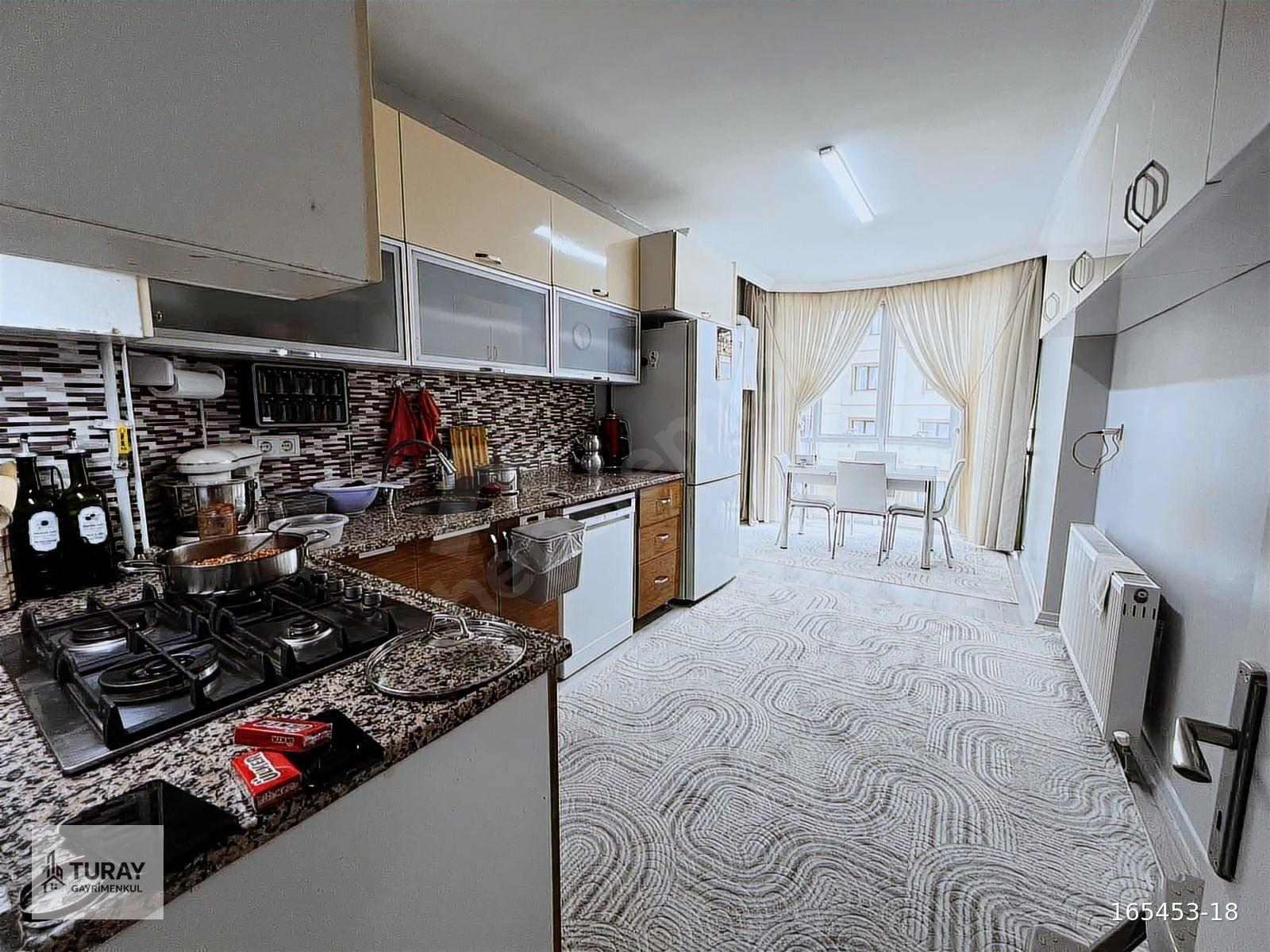 TURAY'DAN AVCILAR MAH. KARAHÖYÜK CAD. ÜZERİ 5+1 FULL YAPILI