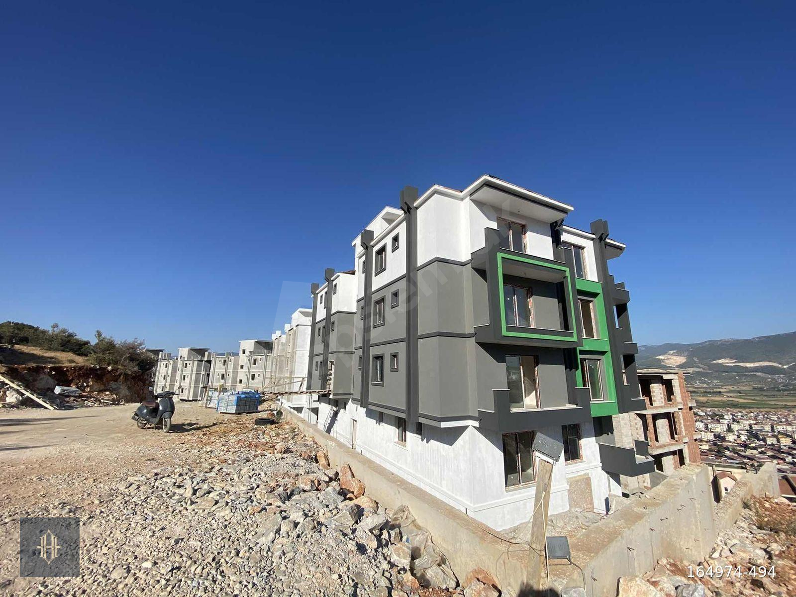 Milas İsmetpaşa'da Havuzlu Site İçerisinde Satılık 3+1 Daire