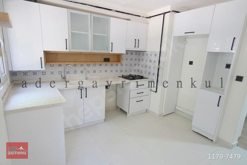 İSRAİL EVLERİNDE KİRALIK YAPILI BAHÇE ÇIKIŞLI MERKEZİ 2+1 ADERDE