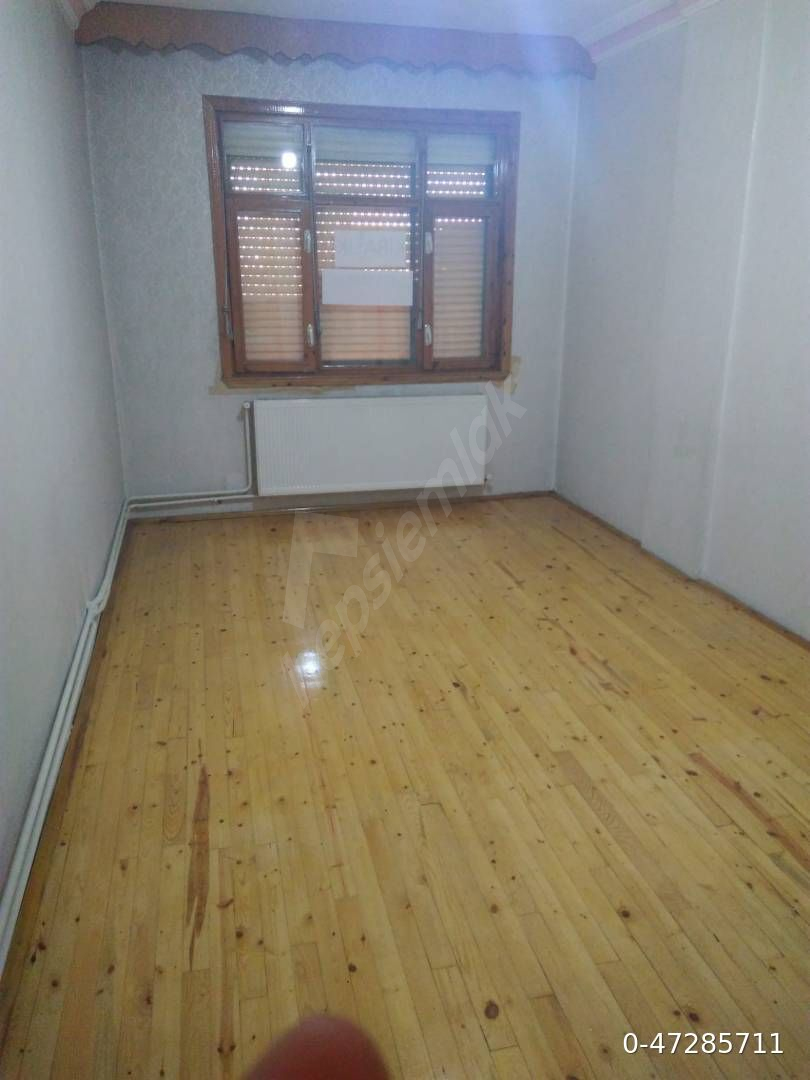 PİREBİ MAH, (3+1),KOMBİLİ, 140 M2, ARA KAT, 3 BALKONLU, PANJURLU