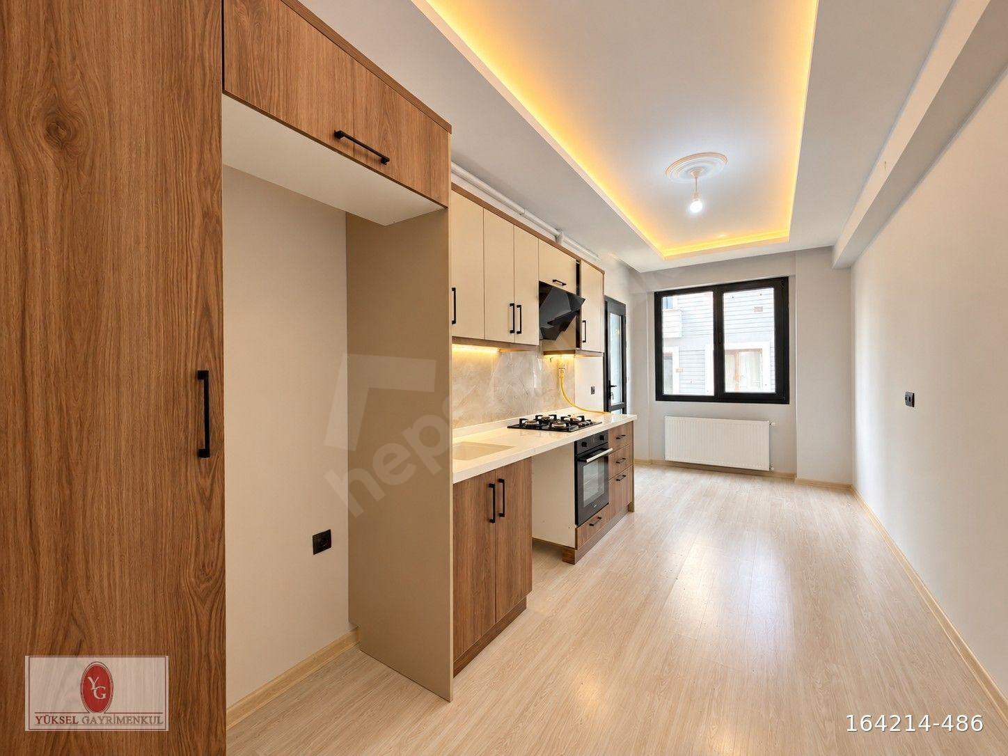 YÜKSEL'DEN TUZCUMURAT'TA ARAKAT SIFIR EBEVEYN BANYOLU 2+1 SATILIK DAİRE