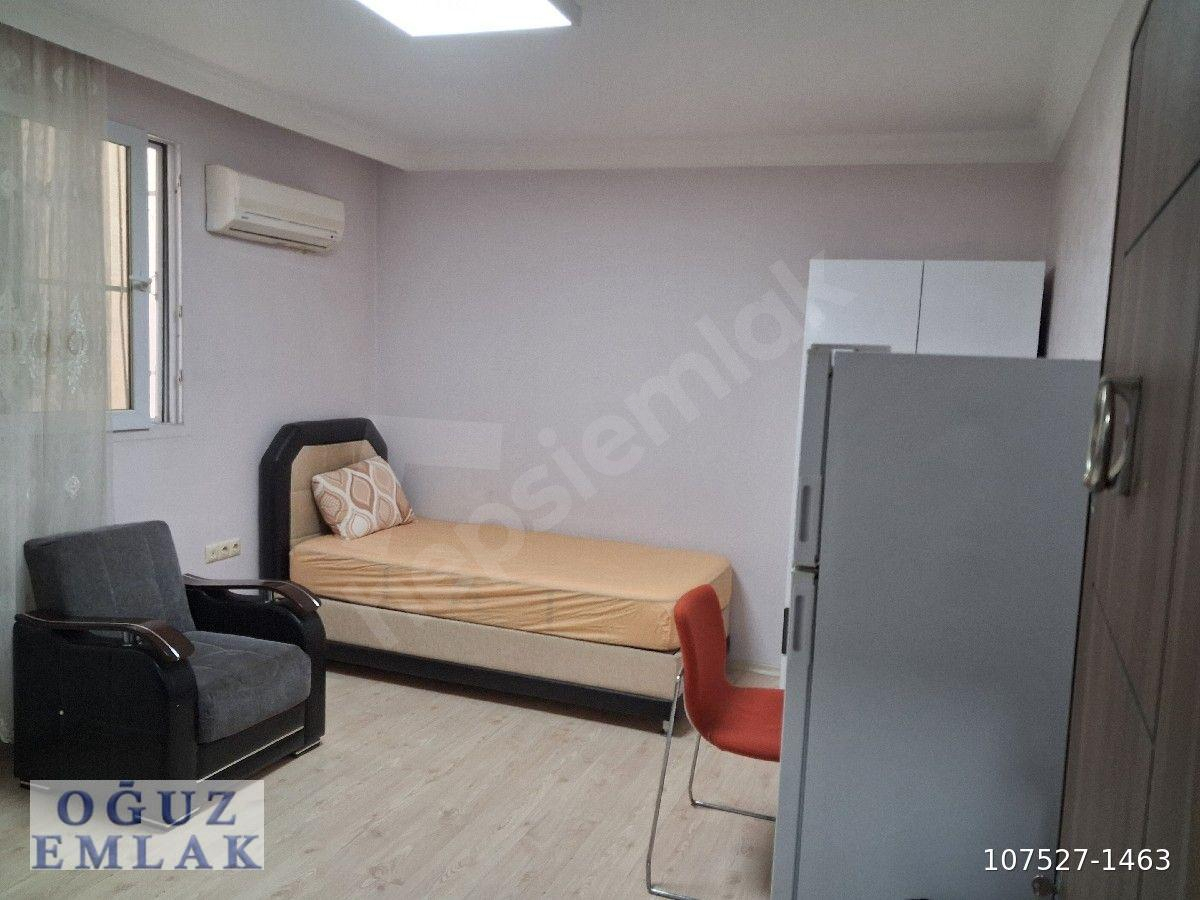 BEYAZEVLERDE MERKEZİ KONUMDA EŞYALI STÜDYO KİRALIK DAİRE