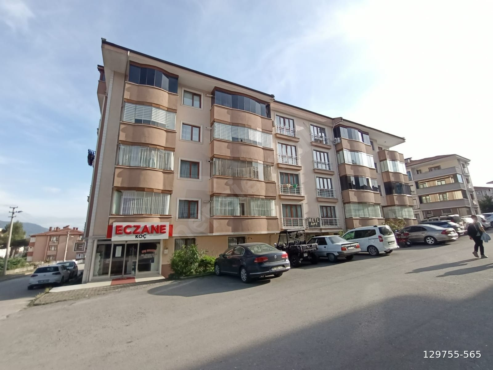 SAFRANBOLU MERKEZDE SATILIK 1+1 GENİŞ DAİRE...