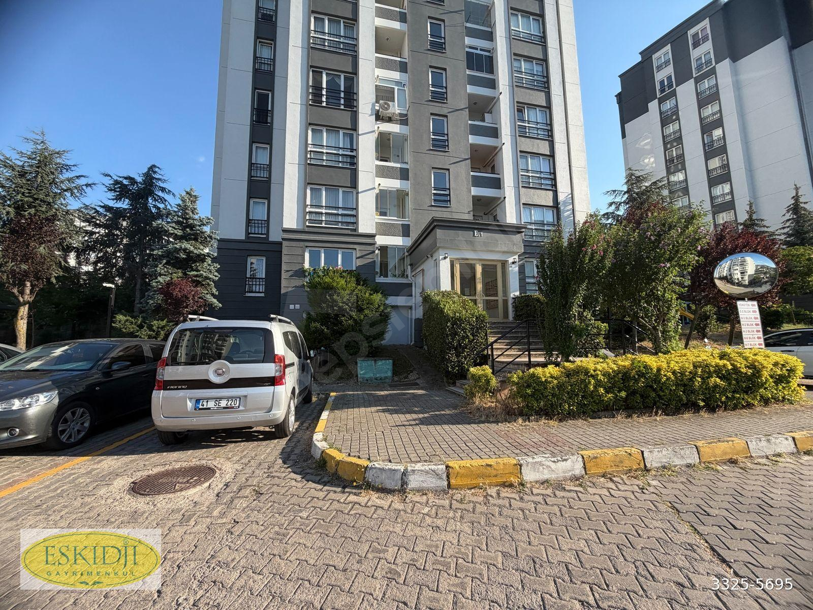 ESKİDJİDEN KENT KONUT 1'DE 2+1 ARA KAT DAİRE